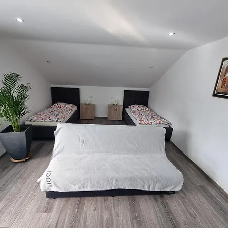 Workershome - Business - Monteurwohnungen Pensjonat Wertheim